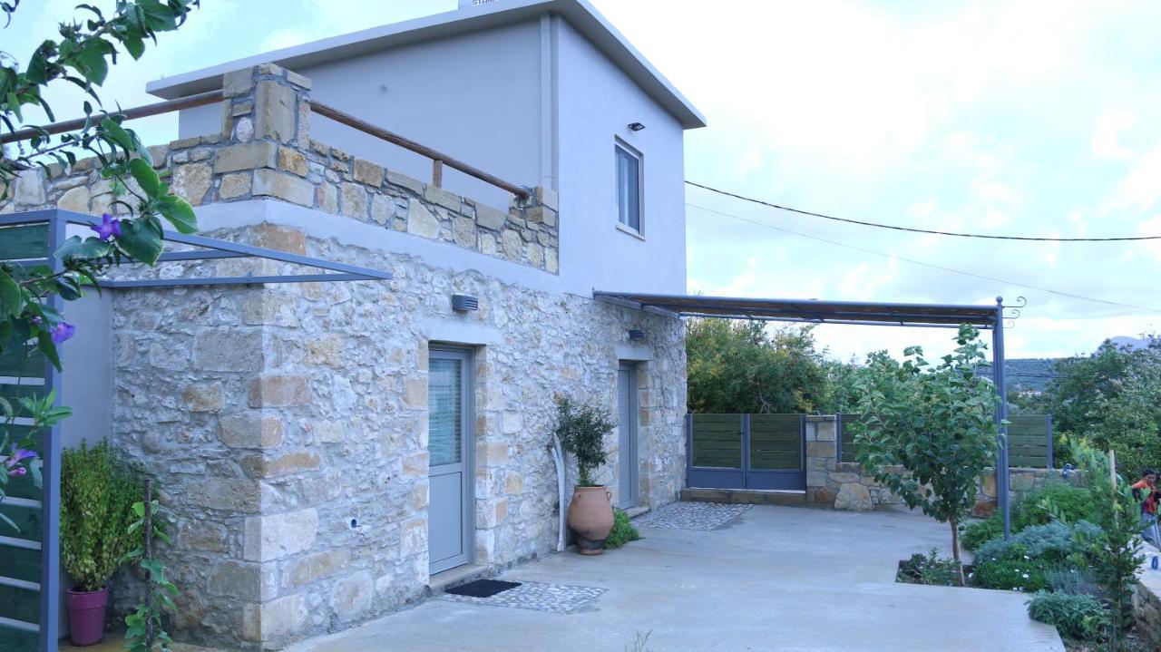 Mouri Village Aikirgiannis Luaran gambar